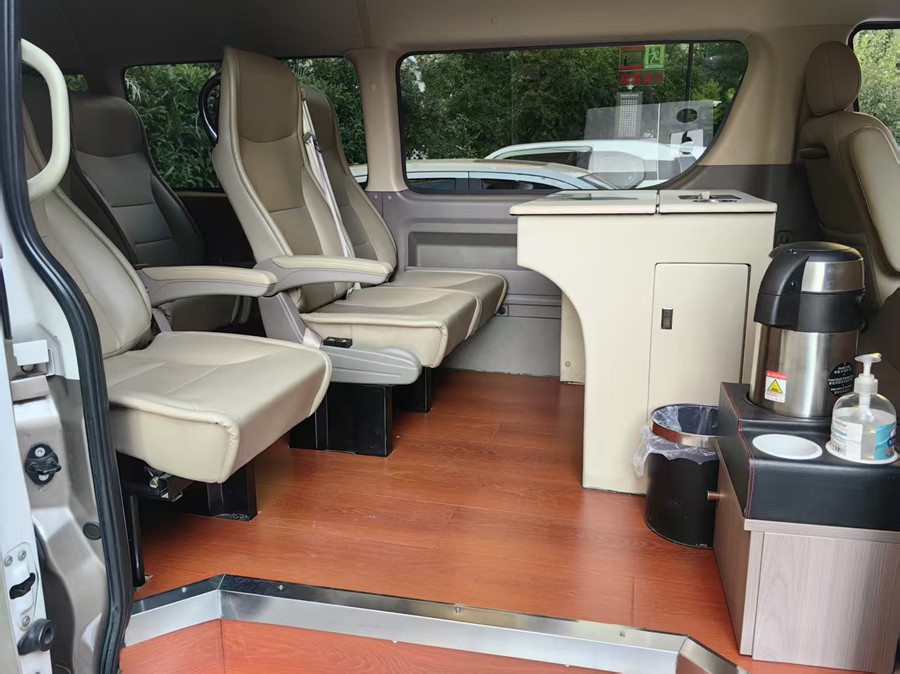 接待專(zhuān)用車(chē)